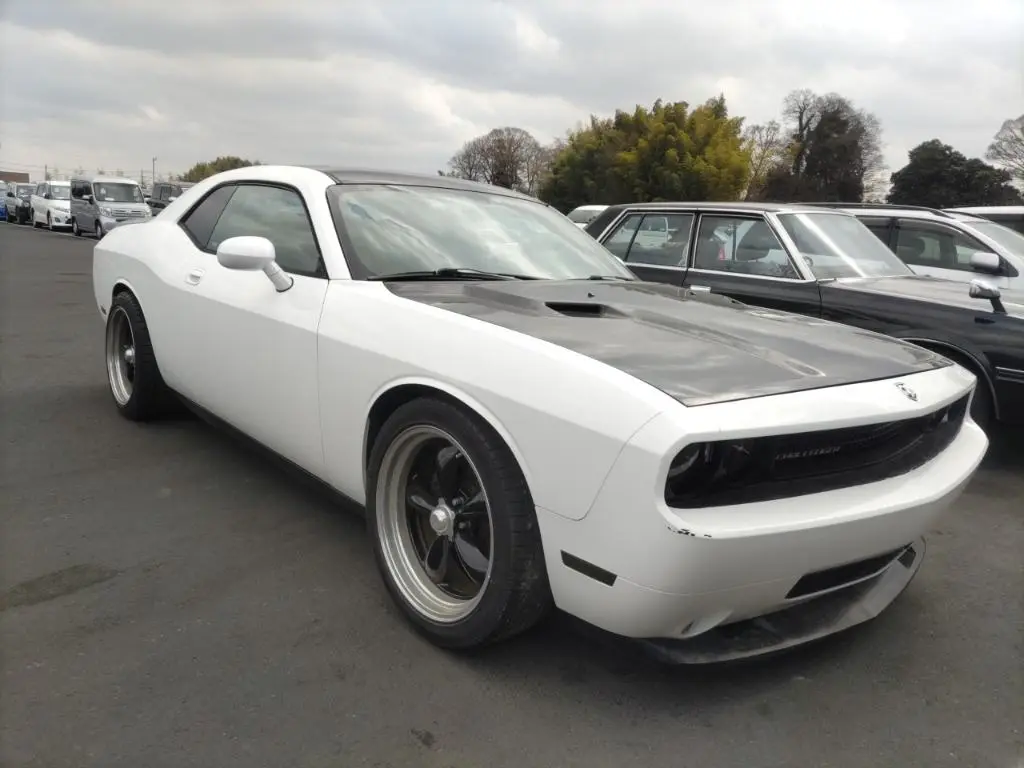 DODGE CHALLENGER