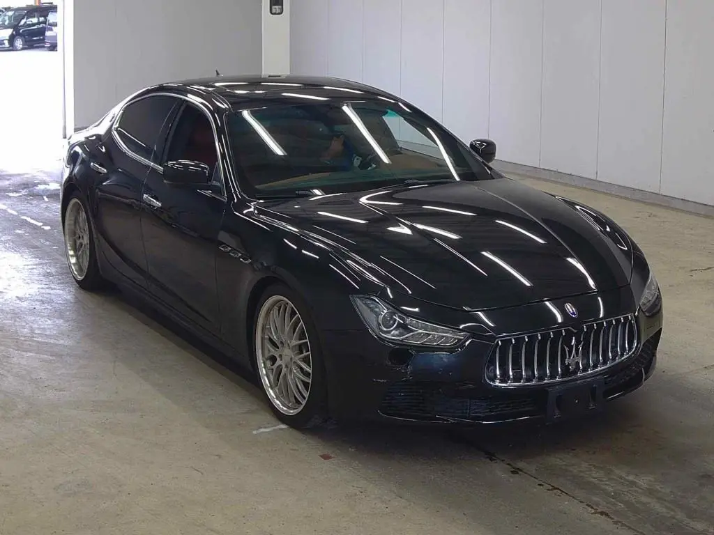 MASERATI GHIBLI